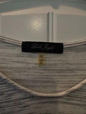 Women’s casual shirt size M thumbnail 3