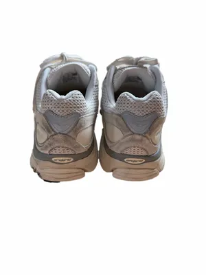 Saucony Off-White/Light Gray Mesh Athletic Sneakers thumbnail 4