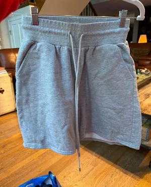 alo Yoga sweat shorts in an athletic heather grey women's small thumbnail 1