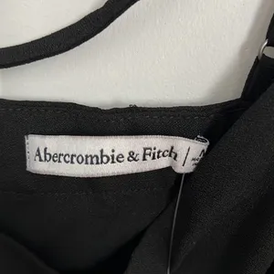 Abercrombie‎ and Fitch fit to flutter collection size medium brand new thumbnail 4