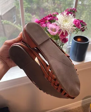 Old Navy Sandals thumbnail 3