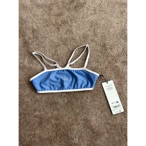 Alo Yoga Airlift Charger Bra Crystal Clear Blue/White XXS New RARE thumbnail 3