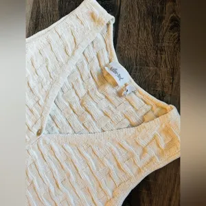 Willow & Root Cream Textured Vest thumbnail 2
