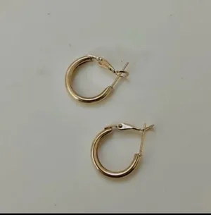 Classic Gold Round Hoop Earrings thumbnail 2