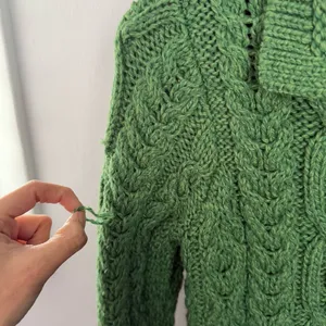 Saol XS Aran Irish Cardigan Cable Knit Merino Wool Green St. Patrick’s Day thumbnail 4