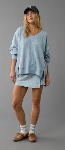 American Eagle Oversized Sweater thumbnail 1