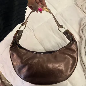 Bisou Bisou Y2K Brown shoulder bag thumbnail 1