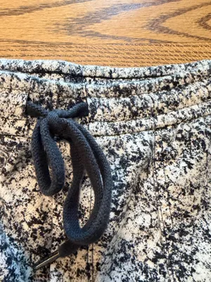 Athleta Farallon Shorts Black White thumbnail 3