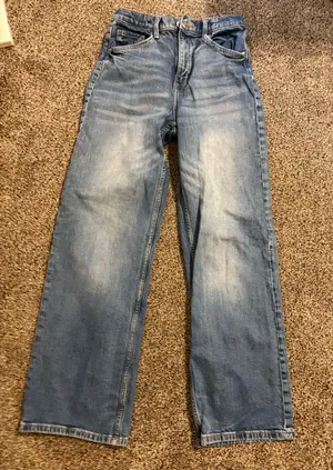 H&M dark wash jeans middle rise baggy thumbnail 1