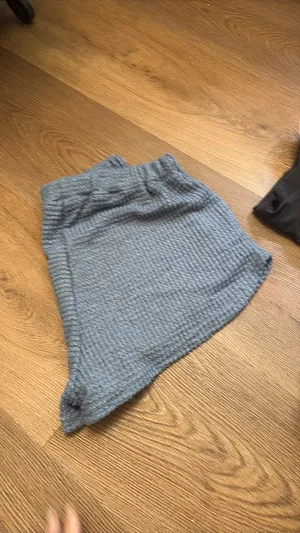 Cupshe sweat set shorts and sweatshirt thumbnail 5