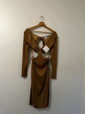 Long Sleeve Cutout Waist Midi Dress thumbnail 6