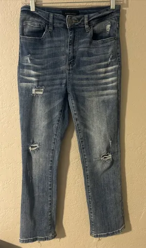 Risen Los Angeles Women's Distressed Jeans Back Heel Distress Size 5/27 thumbnail 1