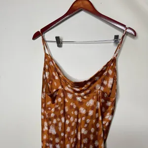 Bardot Printed Slip Dress Sketch Spot Copper Gold Womens 8 thumbnail 4
