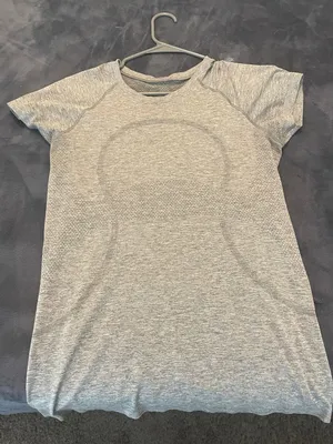 Lululemon Swiftly Tech Short Sleeve thumbnail 2