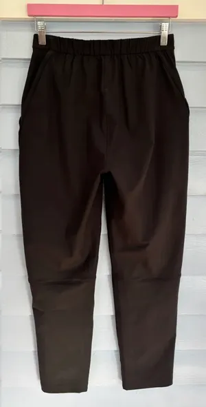 Lululemon Essential High-Rise Pants thumbnail 4