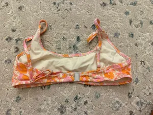 triangl bikini top  thumbnail 2