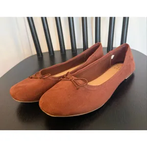 A New Day espresso brown Jackie faux suede flats size 6 thumbnail 4