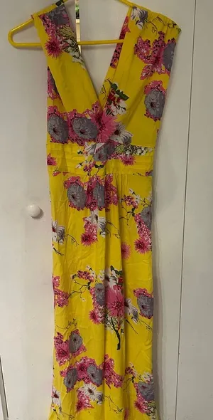 Vibrant Yellow Sleeveless V-Neck Maxi Dress thumbnail 1