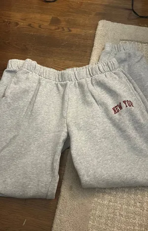 Brandy Melville Sweatpants thumbnail 1