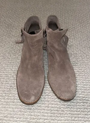 Tan Suede Short Boots thumbnail 4