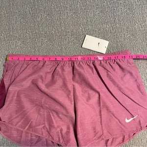 Nike Women’s Running Shorts thumbnail 14