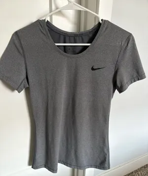 Nike Shirt Dri-Fit thumbnail 1