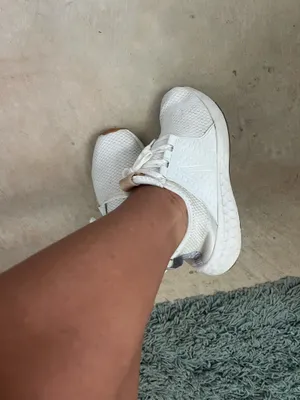 New Balance Shoes Women’s thumbnail 4
