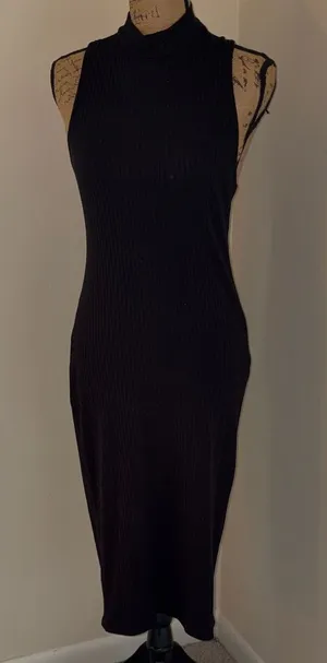 Forever 21 Sleeveless Black Ribbed Midi Dress - Classic Women's Dress thumbnail 1