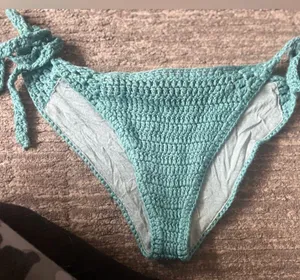 Teal crochet bikini Size M thumbnail 3
