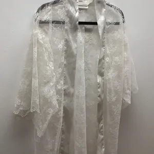 Victoria’s Secret Elegant White Lace Robe NO BELT ~ Preloved thumbnail 4