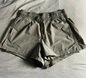 Green Athletic Shorts Size M thumbnail 1