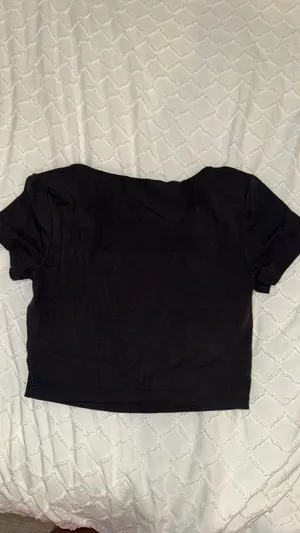 OFFLINE by Aerie Cropped Black T-Shirt w/ Built in Bra thumbnail 3