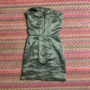 Army Green Satin Strapless Tube Mini Party Dress thumbnail 2