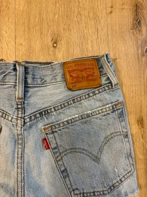 Levi’s Distressed Frayed Jean Shorts thumbnail 5
