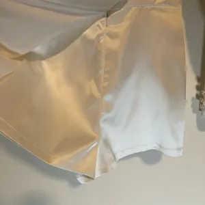 NWOT Lulus Regal Aura White Satin Long Sleeve Blazer Romper Size S thumbnail 10