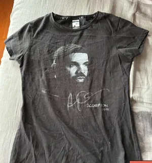 Drake shirt thumbnail 1
