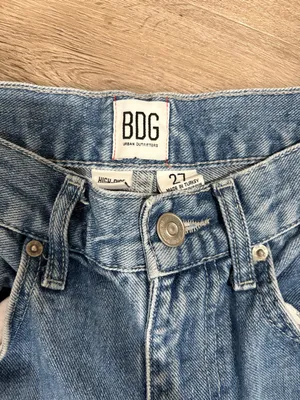 BDG Jeans High Rise Baggy Straight Leg Medium Blue Wash Size 27 thumbnail 2