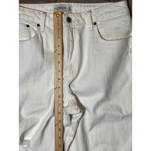 Abercrombie & Fitch High Rise Mom Jean Curve Love White Distressed Ripped 30/10R thumbnail 7