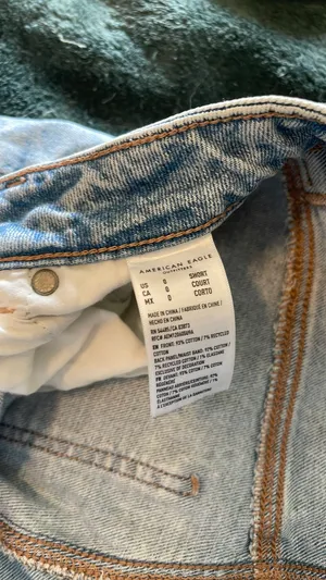 American Eagle Jeans Ripped Short thumbnail 3