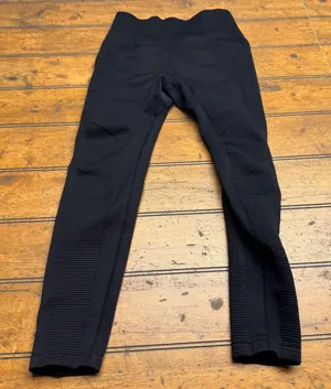 Tuff‎ Athletics Black Seamless Ribbed Moto Leggings Athleisure Workout Size S thumbnail 1