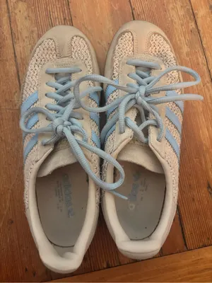 adidas Women's Cream Sneakers with Light Blue Stripes thumbnail 5