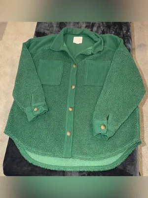 American Eagle Oversized Green Button-Down Sherpa Shacket Size Large thumbnail 6