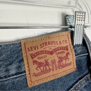 Levis Ribcage Straight Ankle Jean Super High Rise Distressed Blue 28 ×‎ 27 Edgy thumbnail 10