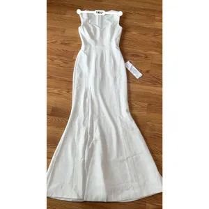 Dress The Population Sandra White Crepe Plunge Trumpet Bridal Gown XXS thumbnail 5