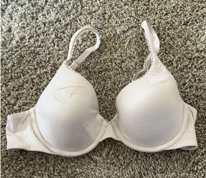 Victoria's‎ Secret Body by Victoria Bra 34B Plush Lined Coverage A1-0069 thumbnail 1