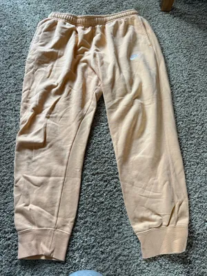 Nike Sweatpants thumbnail 1