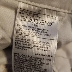 Old Navy Floral Print Cream/Olive Shorts, Size 6 thumbnail 4