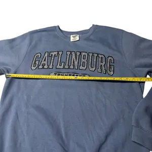 Pacific & Co L Gatlinberg Tennessee Crewneck Sweatshirt Blue Patchwork Logo‎ thumbnail 5