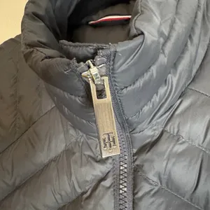 Tommy Hilfiger Packable‎ Lightweight Premium Down Puffer Jacket Womens XS Gray thumbnail 3