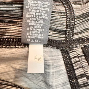 Aerie Athleisure Leggings Womens Medium M Black Grey‎ Marled Cropped Workout thumbnail 7